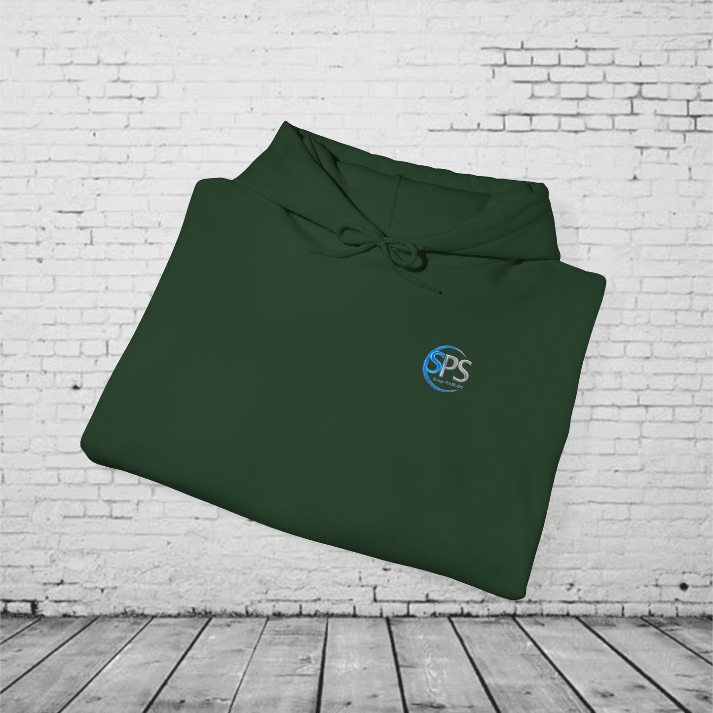 PNW Golf Hoodie – Pacific Northwest Mountain Golf Course Graphic, Vintage Nature Style Unisex Heavy Blend™ Hoodie